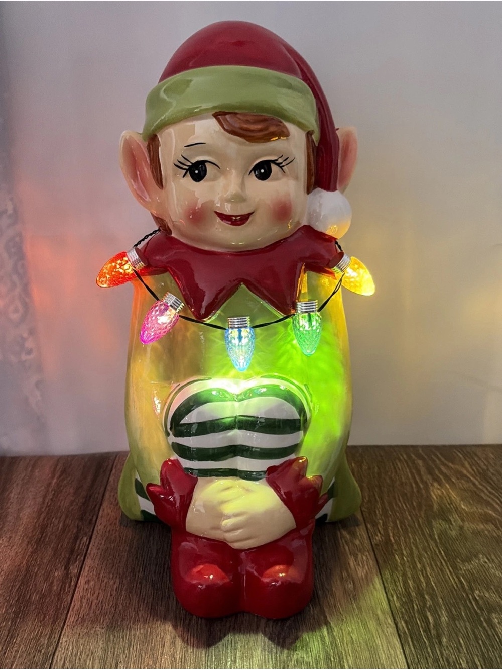 Mr Christmas 9" Large Follow The Magic Light Up Ceramic Knee Hugger Elf Figurine